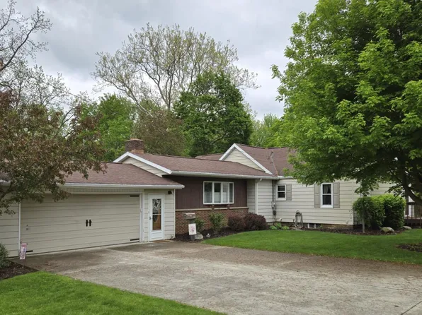 29 Scheiber St, Tiffin, OH 44883