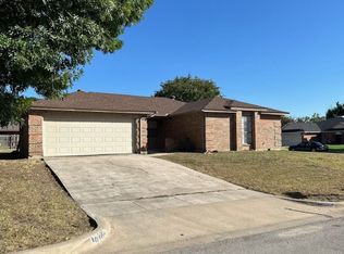 10100 Indian Mound Rd, Fort Worth, TX 76108