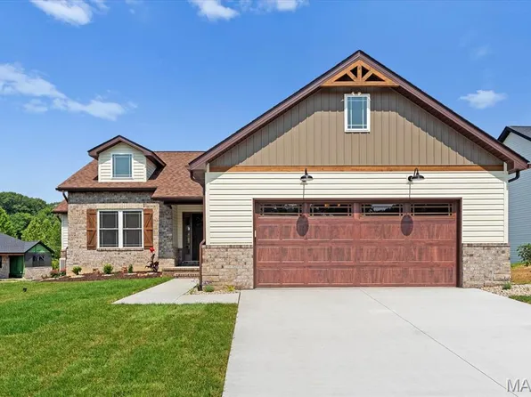 955 Half Moon Ln, Caseyville, IL 62232