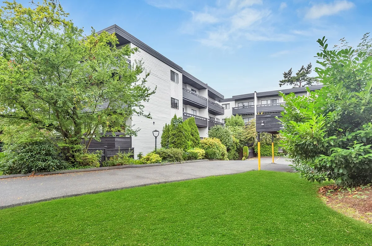 McKenzie Woods Apartments — Photo 4