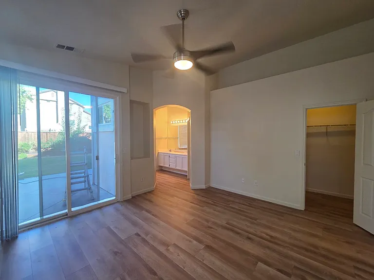 1646 Mallard St — Photo 14