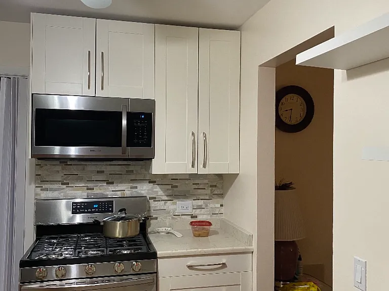 1056 Deerpath Ct — Photo 26