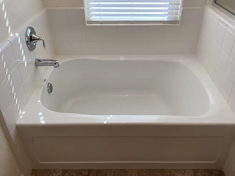 229 Sunset Dr S — Photo 15