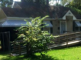 1202 Mimosa Dr, Macon, GA 31204