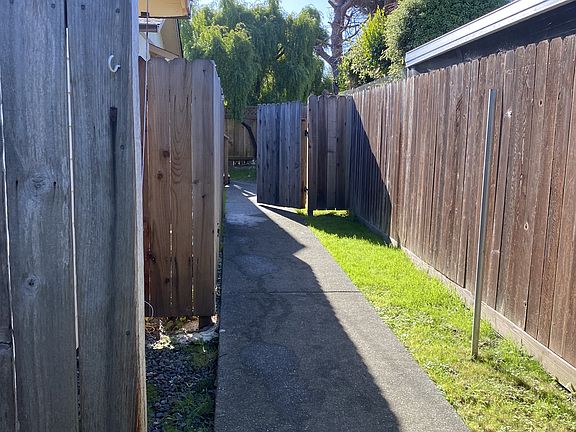 5th image of 1151A Madrone Way