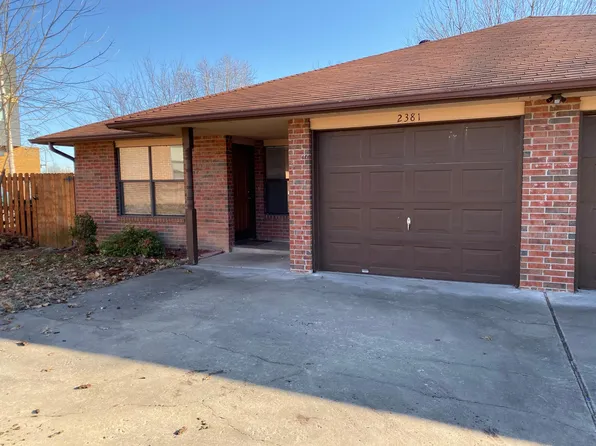 2381 W Mary Dr, Fayetteville, AR 72704