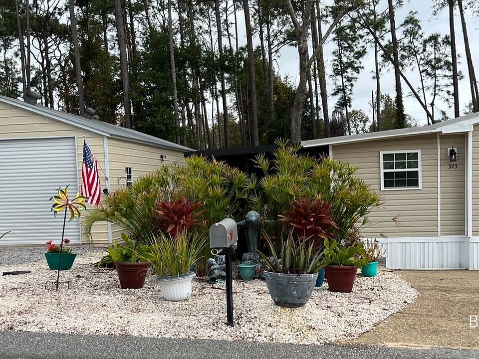 1st image of 323 Buena Vista Dr