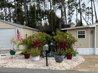 323 Buena Vista Dr, Lillian, AL 36549