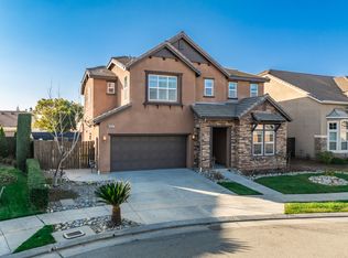 10521 N Sierra Vista Ave, Fresno, CA