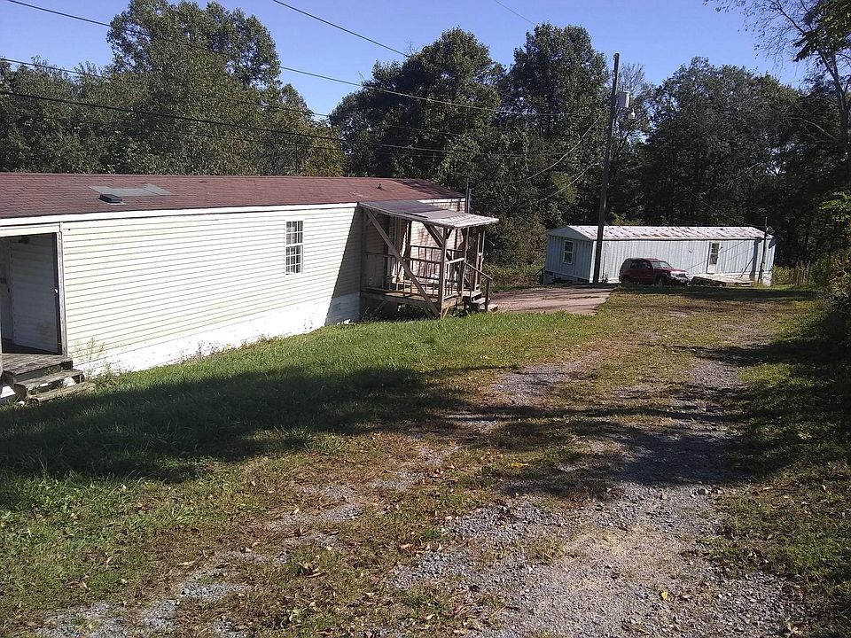 2nd image of 115 Becca Ln