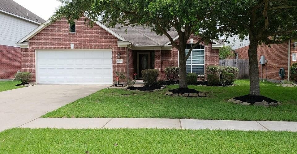 1st image of 523 Colony Lake Estates Dr