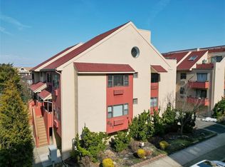651 Shore Rd APT 3A, Long Beach, NY 11561