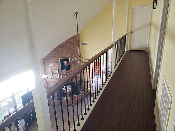 4th image of 8106 Dorrcrest Ln