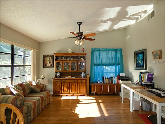 4th image of 3916 Blooming Hill Ln