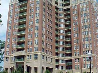 11776 Stratford House Pl APT 104, Reston, VA 20190