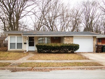 24 E Rocket Cir, Park Forest, IL, 60466