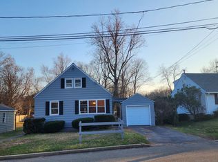 61 Markham Pl, Meriden, CT 06450