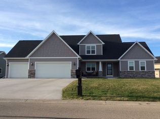 W6540 Landon Dr, APPLETON, WI 54915
