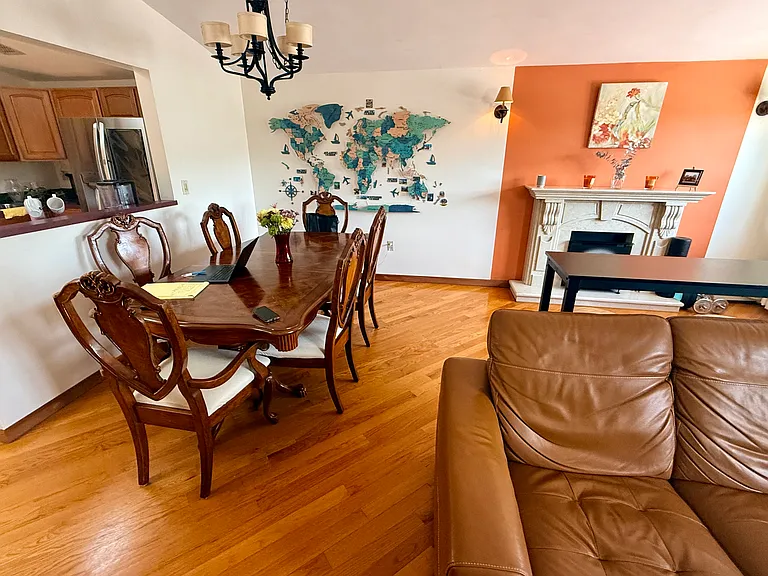 Country Pointe Cir — Photo 3