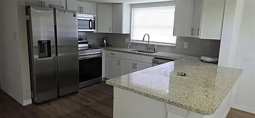 10021 Cherry Creek Ln Photo 1