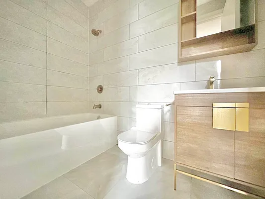 Rented by Doorway NYC, LLC | media 7