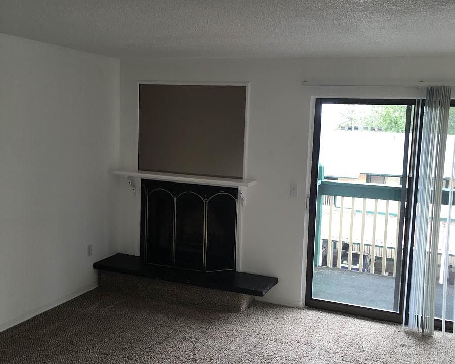 Living Room w/ Fireplace