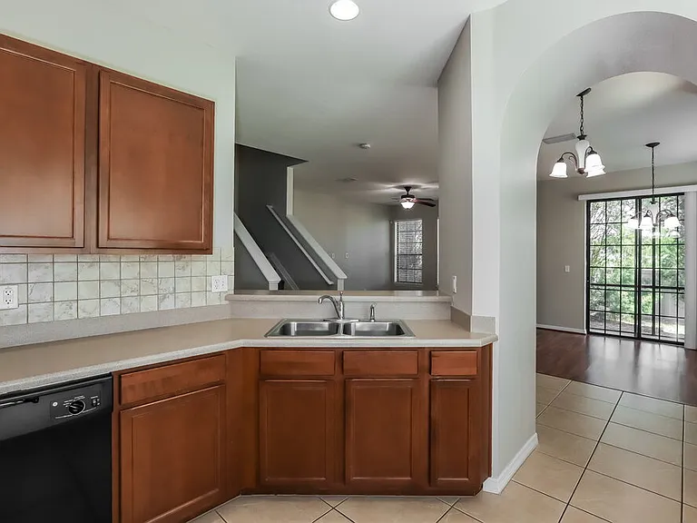 5511 Kinglethill Dr — Photo 9