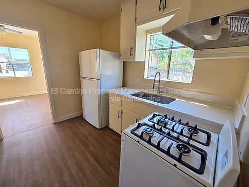 4013 E Live Oak St Photo 1