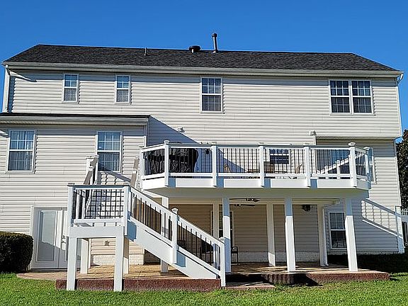 4th image of 2 Country Ct