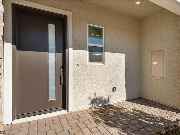 4th image of 10208 Sequoia Glen Ave