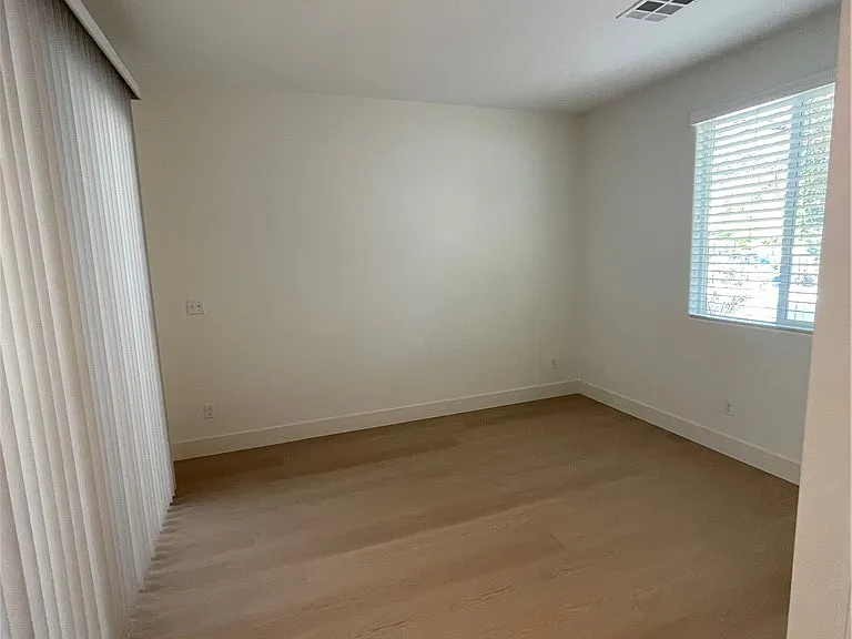 8524 Pitney Ave — Photo 1