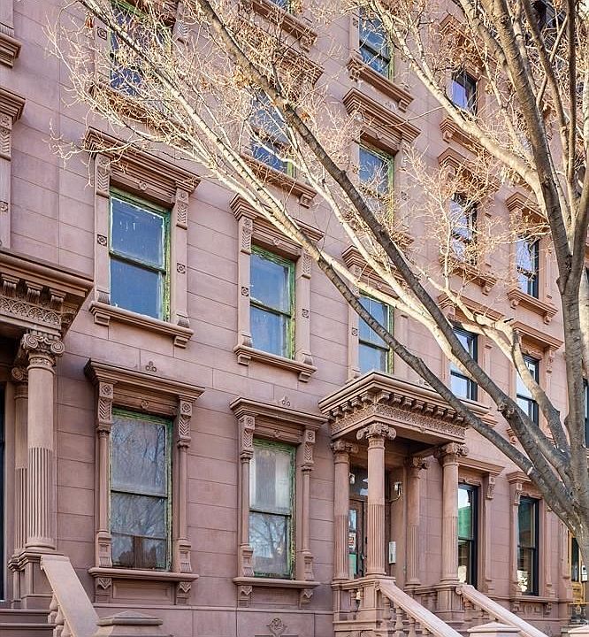1st image of 33 Mount Morris Park W