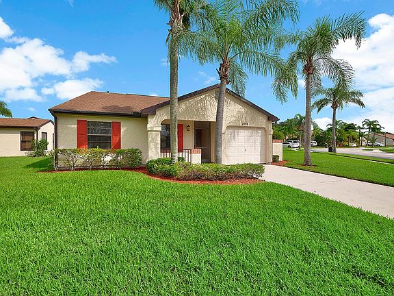2nd image of 2259 SE Brekenridge Cir