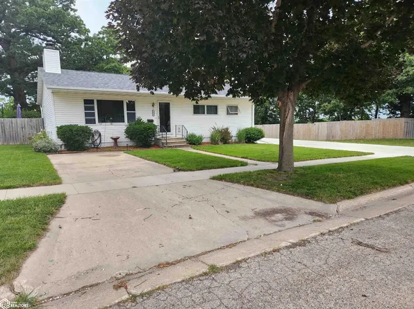 1023 N Minnesota St, Algona, IA 50511