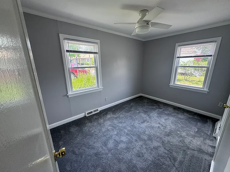532 Wills Rd #A — Photo 9