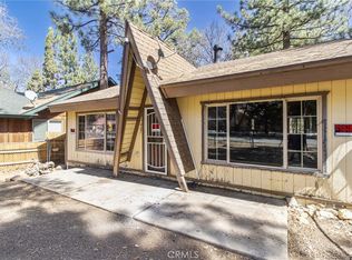 427 Holmes Ln, Sugarloaf, CA 92386