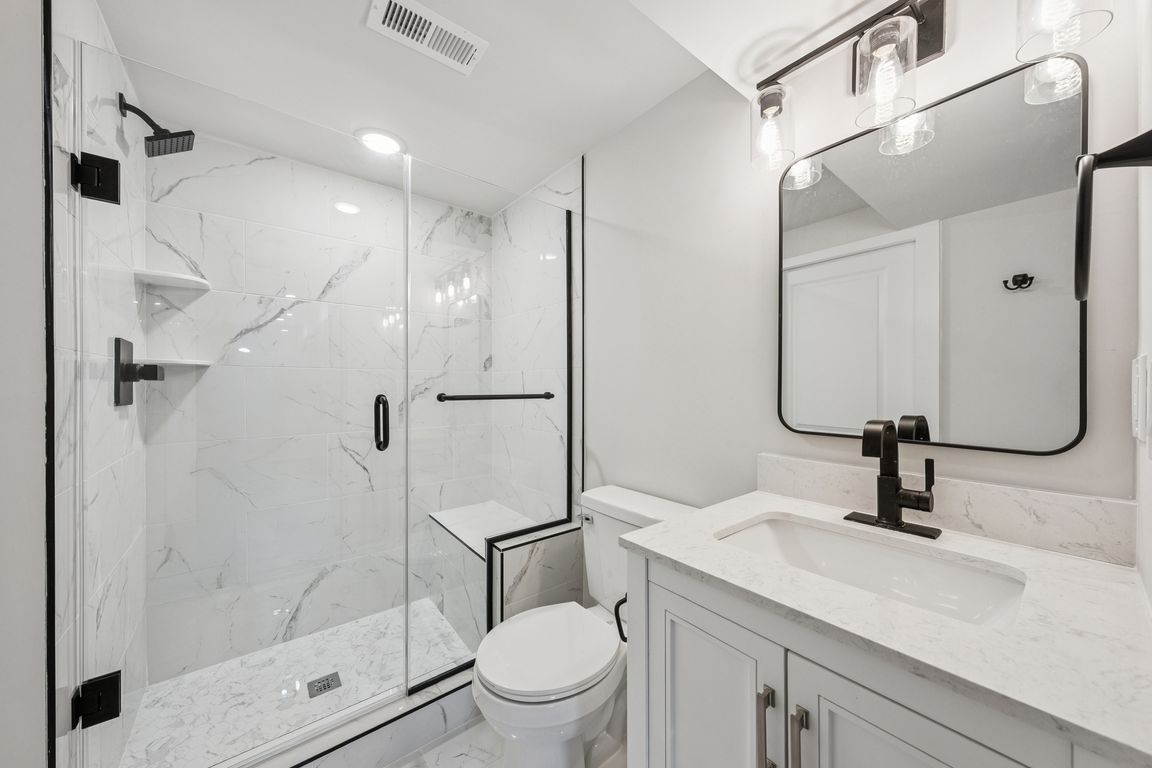 next background image