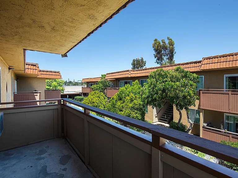 Volterra Apartments — Photo 75