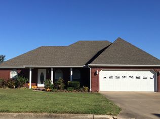 3001 Canterbury, Paragould, AR 72450