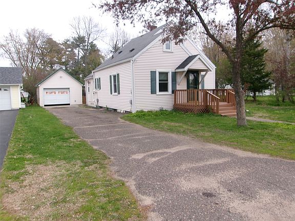 3rd image of 420 Schofield Street