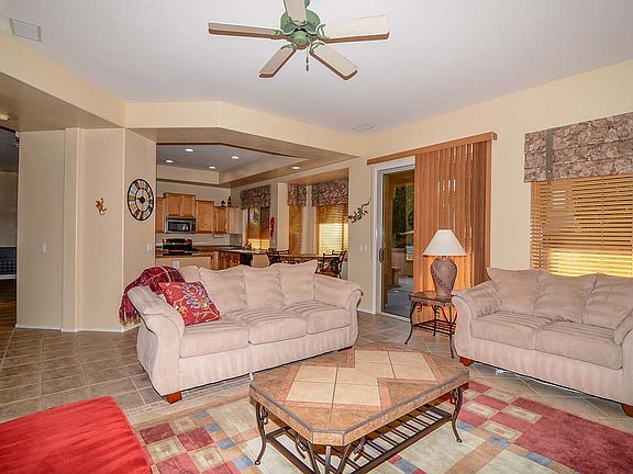 3rd image of 6005 W Kerry Ln