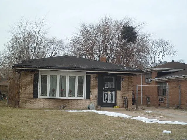38 W 126th Pl photo 1