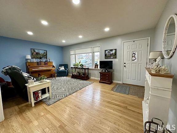 4th image of 4215 Old State Road 37n