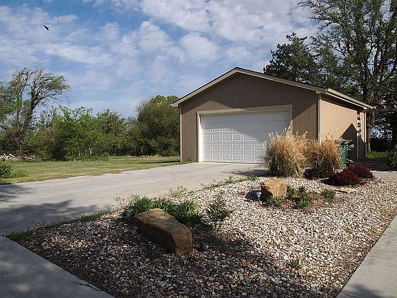 Large Detached Garage
