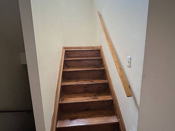 5th image of 217-09 135th Ave