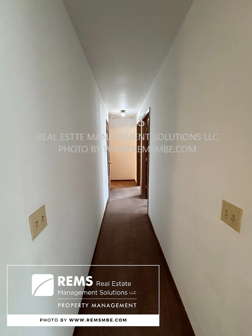 554 East Slifer Street — Photo 1