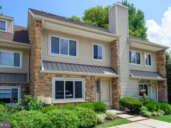 416 Cannon Ct, Chesterbrook, PA 19087