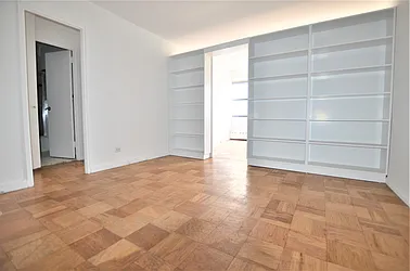 Rented by Manhattan Realty Group