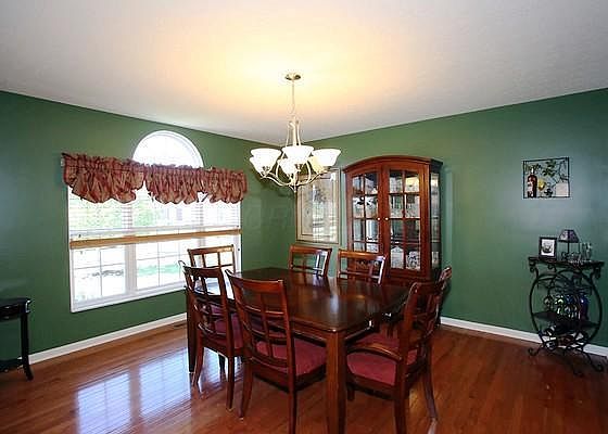 2nd image of 513 Buena Park Dr