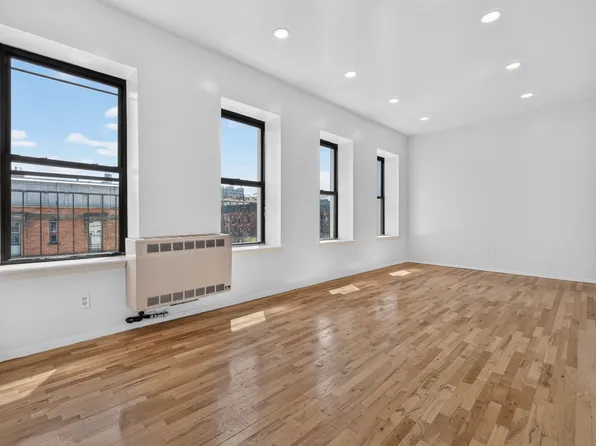 71 W 109th St APT 5B, New York, NY 10025